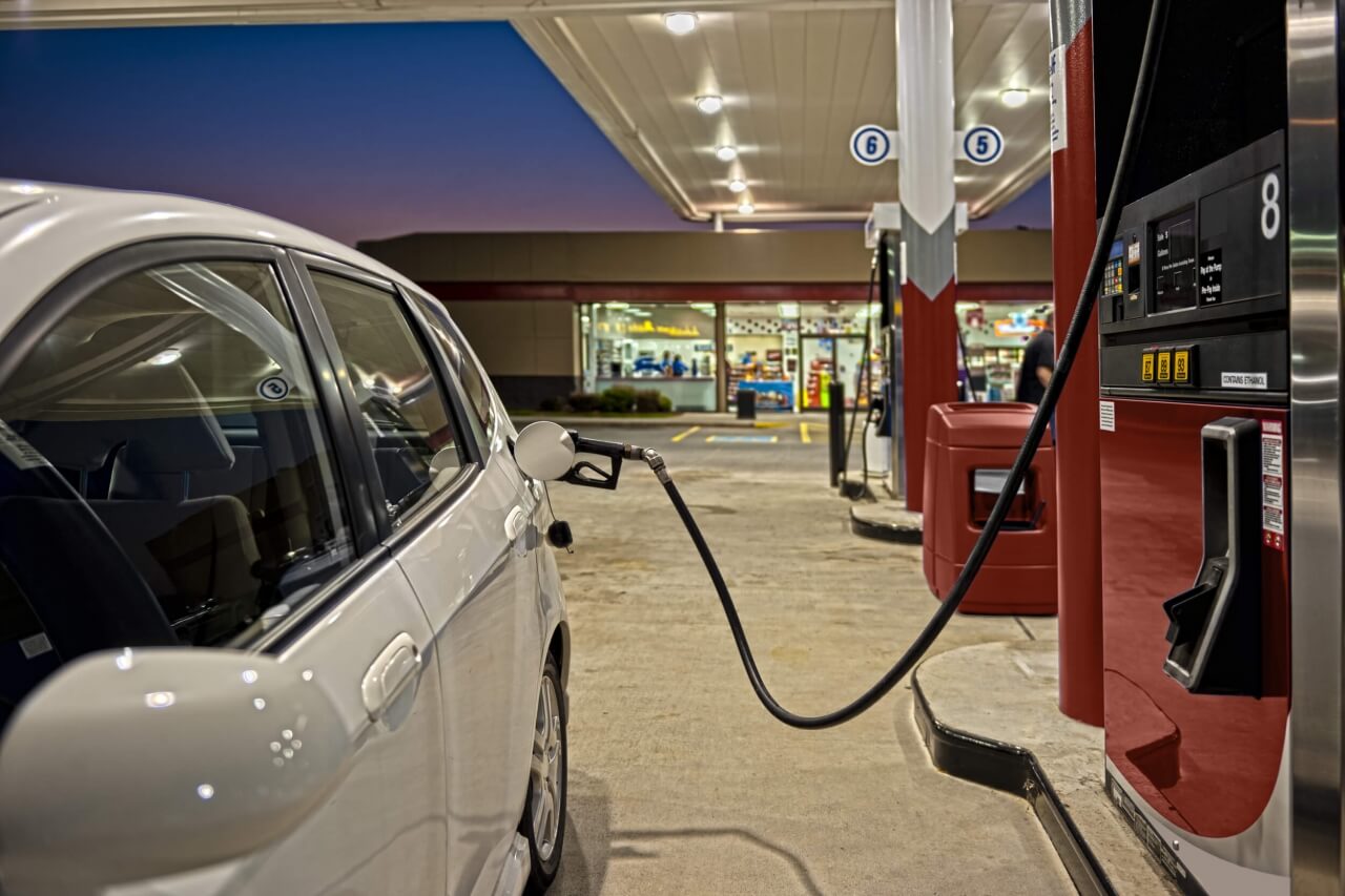 5 motivos para investir em uma loja de conveniência Posto de gasolina com loja de conveniência
